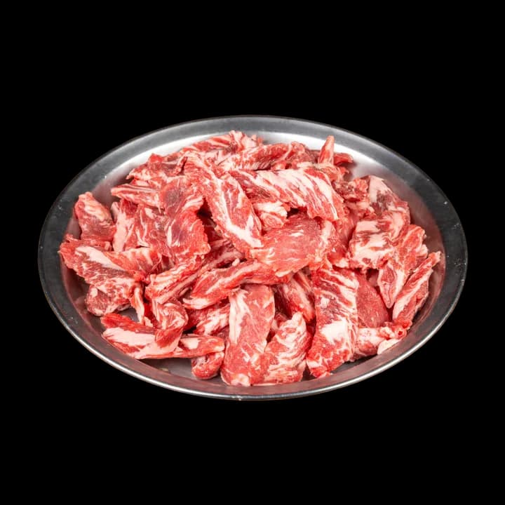 마블링이 촘촘한 소갈비살 한 접시